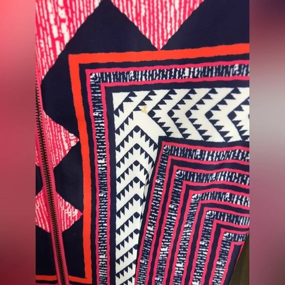 Vince Camuto Geometric Printed Bodycon Dress Sz 4 - Picture 10 of 11